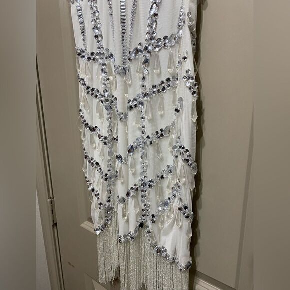 ASOS NWT Embellished Fringe Cocktail Dress In white Size 4 MSRP $295 - Picture 14 of 16